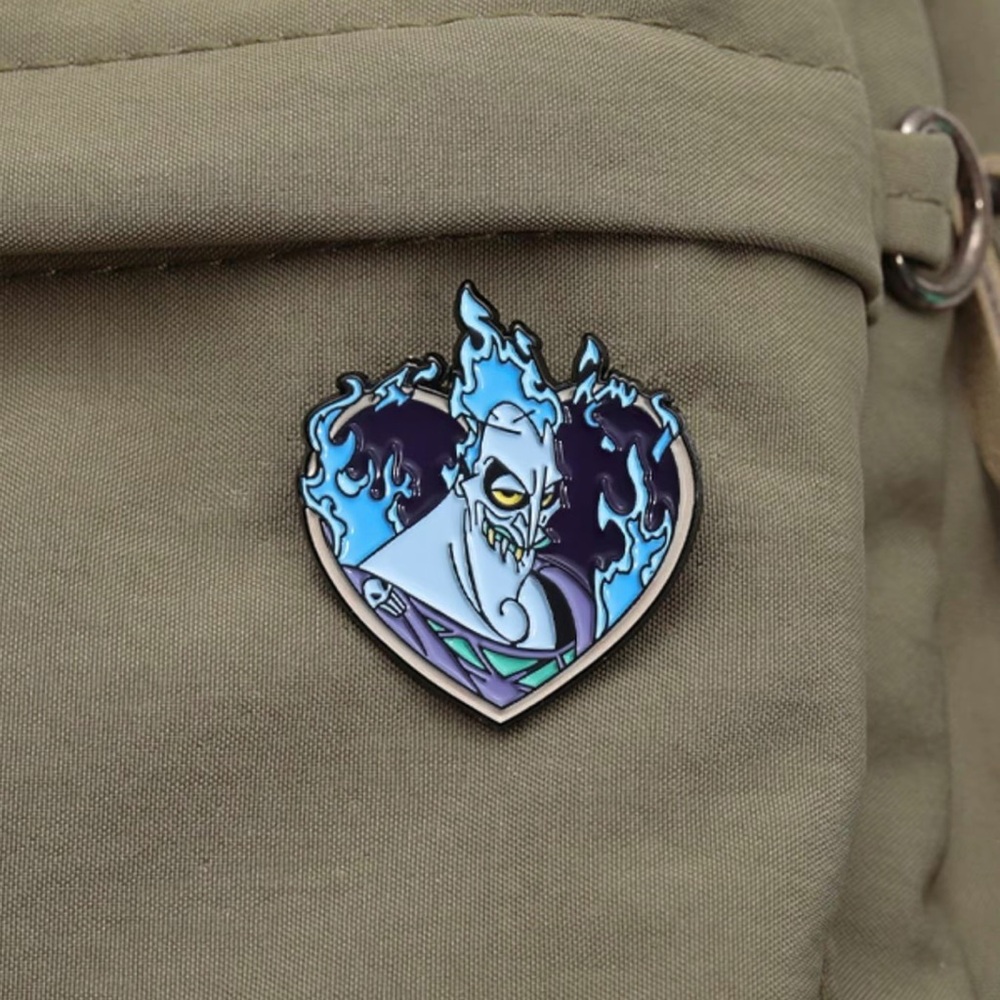 HADES HEART ON FIRE FANTASY ENAMEL PIN - Picture 2 of 9